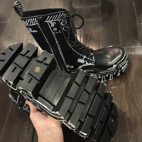 Balenciaga bulldozer lace up boot boot size 10 women’s - Picture 8 of 8